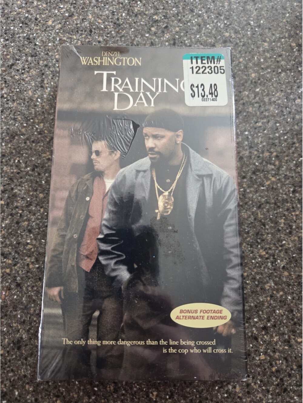 Training Day VHS 2001 Denzel Washington **SEALED NEW**